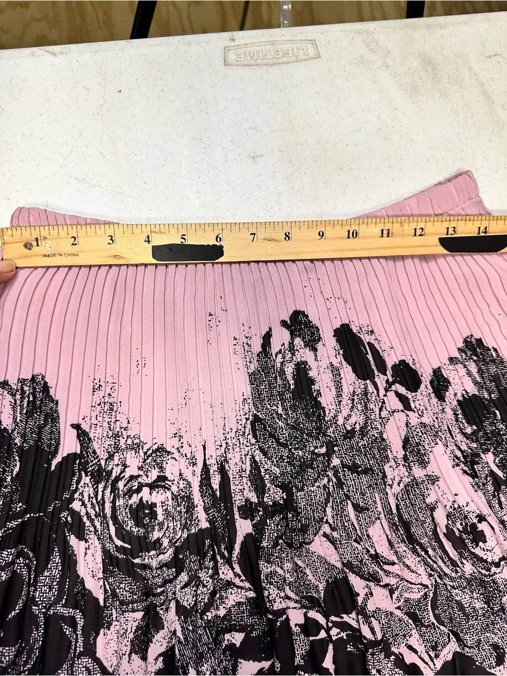 Sunny Leigh Pink to Black Ombre Floral Skater Skirt Lined Medium